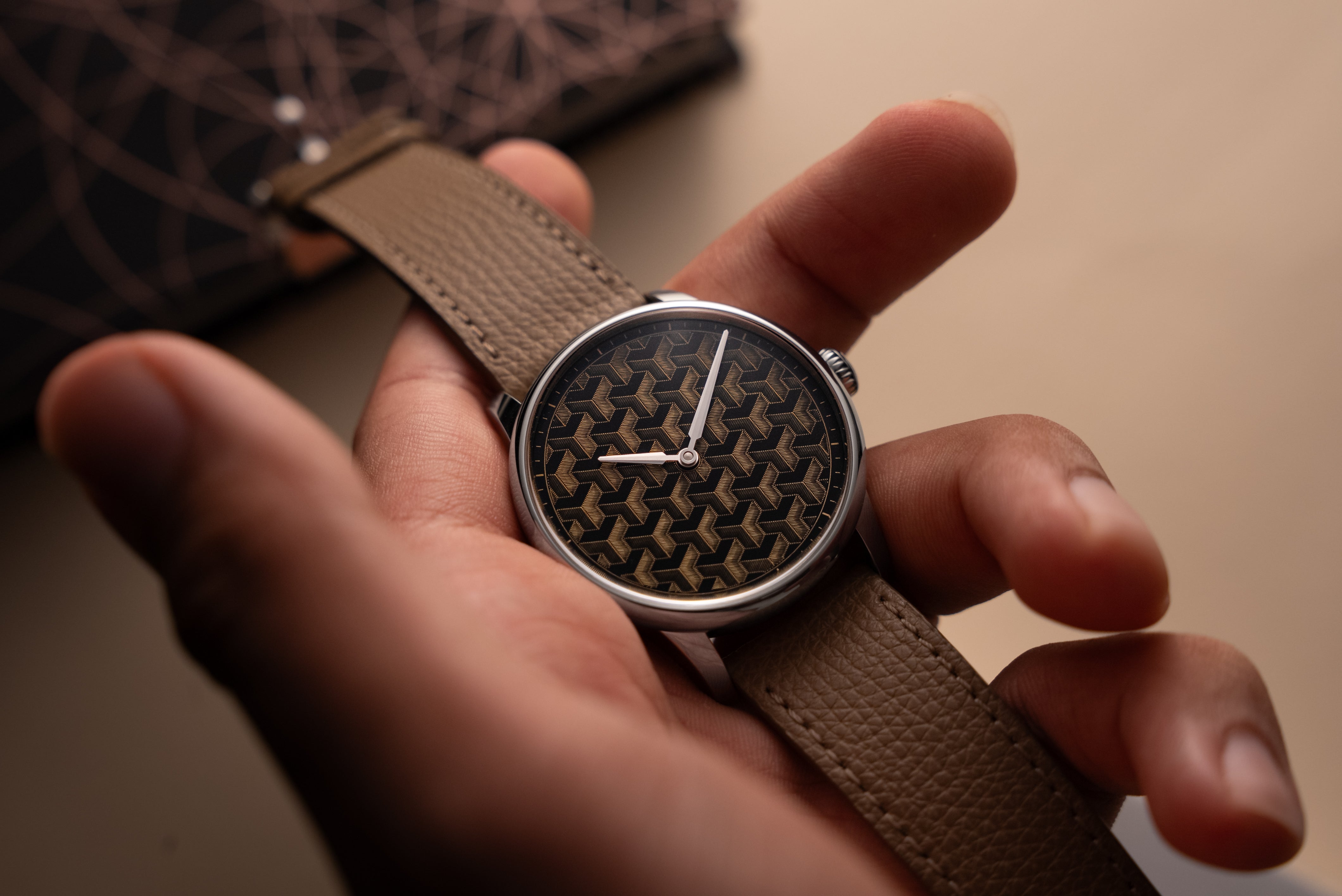 ルイエラール　ステンレス製腕時計 Louis Erard